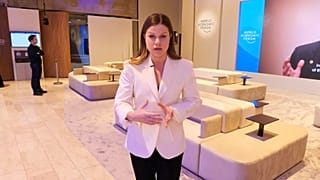 Η απεσταλμένη του euronews στο Νταβός, Σάσα Βακουλίνα