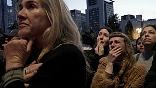 Αγωνία για τους συγγενείς και φίλους των ομήρων της Χαμάς. Τελ Αβίβ, 19 Ιανουαρίου 2025