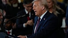 Präsident Donald Trump hält seine Antrittsrede in der Rotunde des US-Kapitols in Washington, D.C., am 20. Januar 2025.