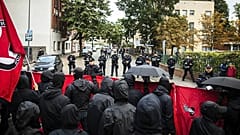 Archív fotó: szélsőbaloldali antifa tüntetők Németországban