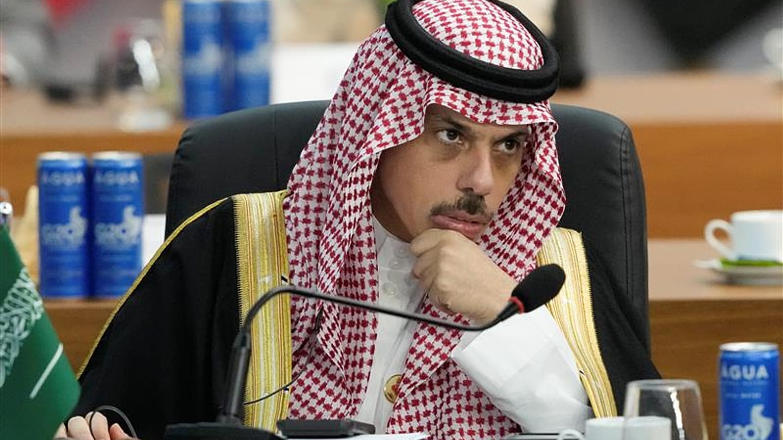 وزير الخارجية السعودي فيصل بن فرحان آل سعود