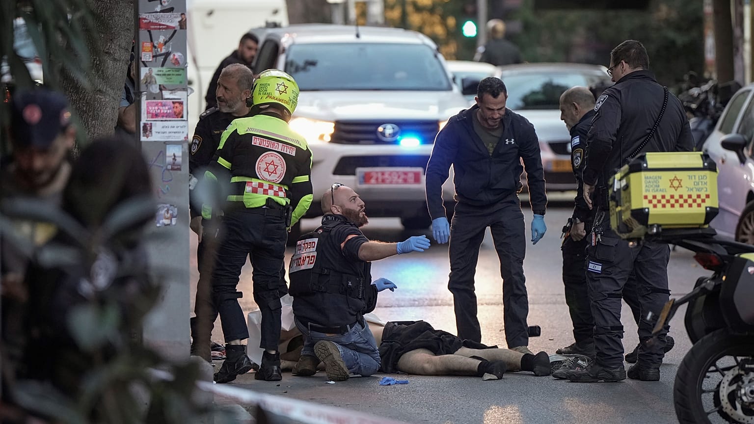جثة منفذ حادثة طعن في تل أبيب بتاريخ 18 يناير 2025