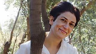 پخشان عزیزی