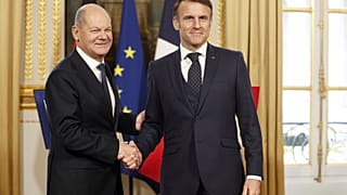Emmanuel Macron és Olaf Scholz párizsi talákozója
