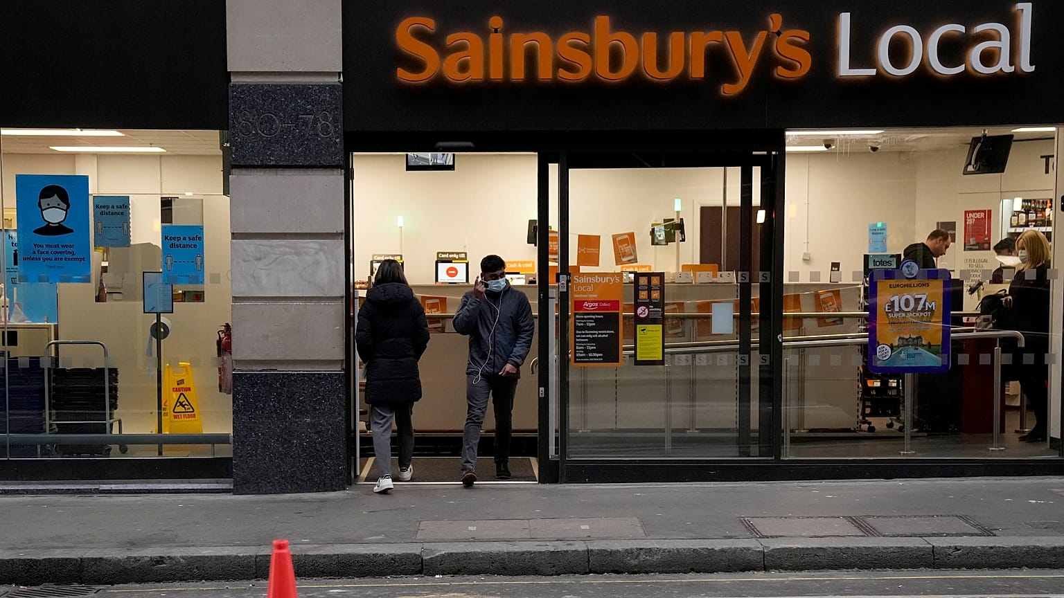 Londra'daki Sainsbury süpermarketi