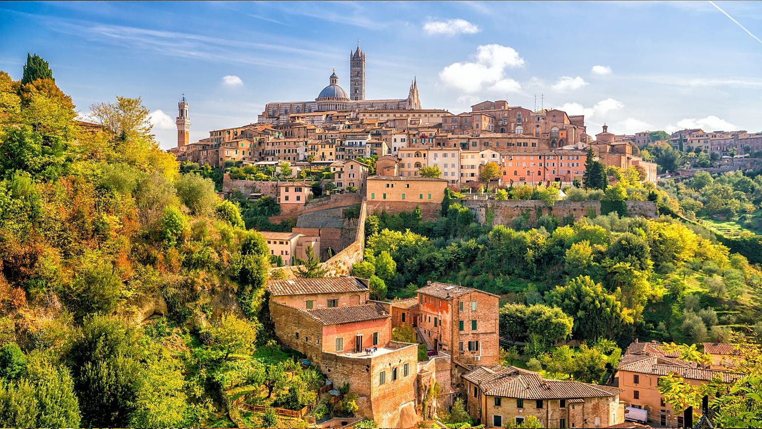 Veduta aerea di Siena, Italia, dove ha sede la banca italiana Monte dei Paschi di Siena.