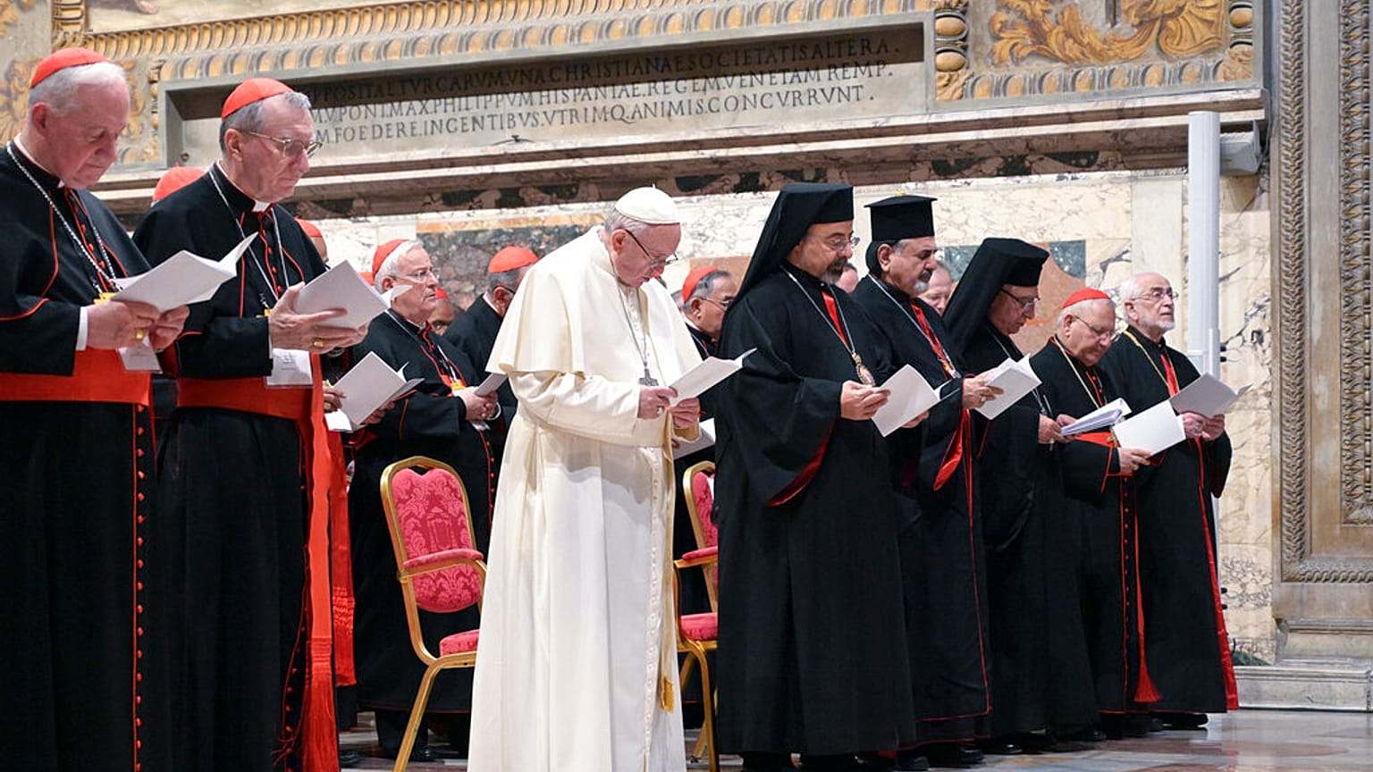 El Papa Francisco reunido con obispos. Archivo 2019