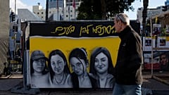 Vier weitere israelische Geiseln sind am Samstag freigekommen - es handelt sich um Soldatinnen.