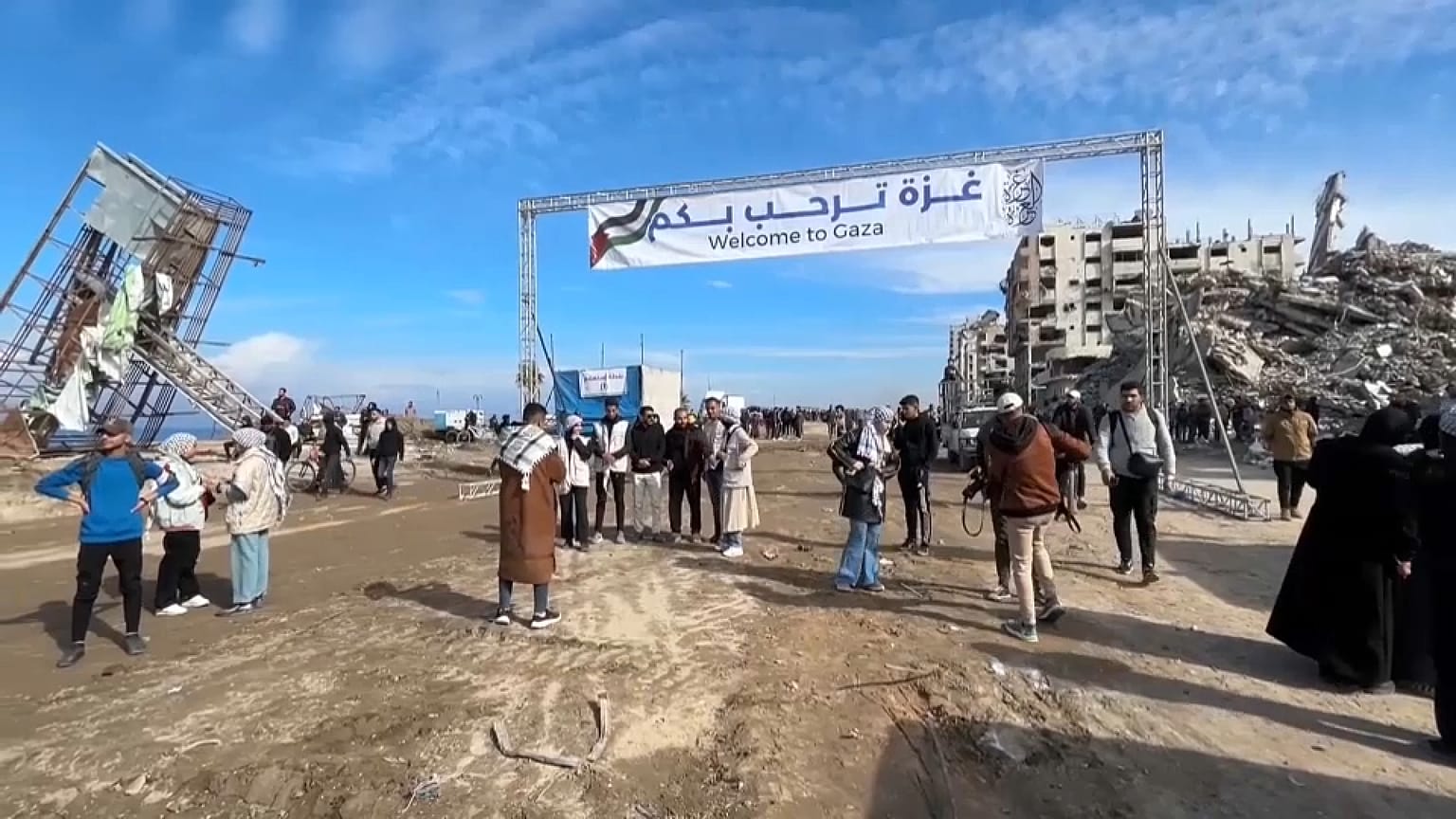 سكان شمال القطاع ينتظرون العودة إلى مدنهم رغم العراقيل الإسرائيلية