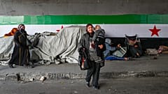 Die Aussetzung der Sanktionen soll den Wiederaufbau Syriens nach dem Sturz Assads unterstützen. 