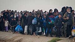 الفلسطينيون النازحون يعودون إلى منازلهم في شمال قطاع غزة، الاثنين، 27 يناير، 2025. 
