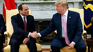 الرئيس دونالد ترامب يلتقي الرئيس المصري عبد الفتاح السيسي في المكتب البيضاوي في البيت الأبيض، الثلاثاء 9 أبريل/نيسان 2019، في واشنطن
