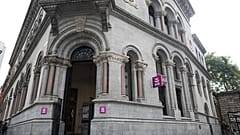 Dublin'de Dame Caddesi'nde AIB.