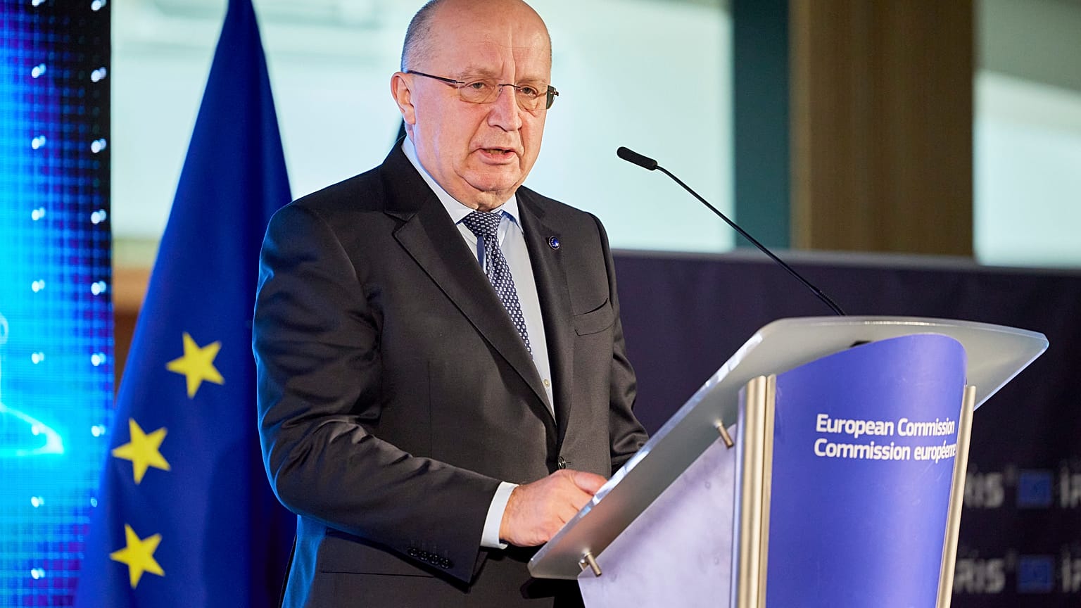 Andrius Kubilius, Commissaire européen à la défense et à l'espace
