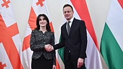 Maka Botchorishvili grúz külügyminiszter Szijjártó Péter magyar külügyminiszterrel 2024. decemberében