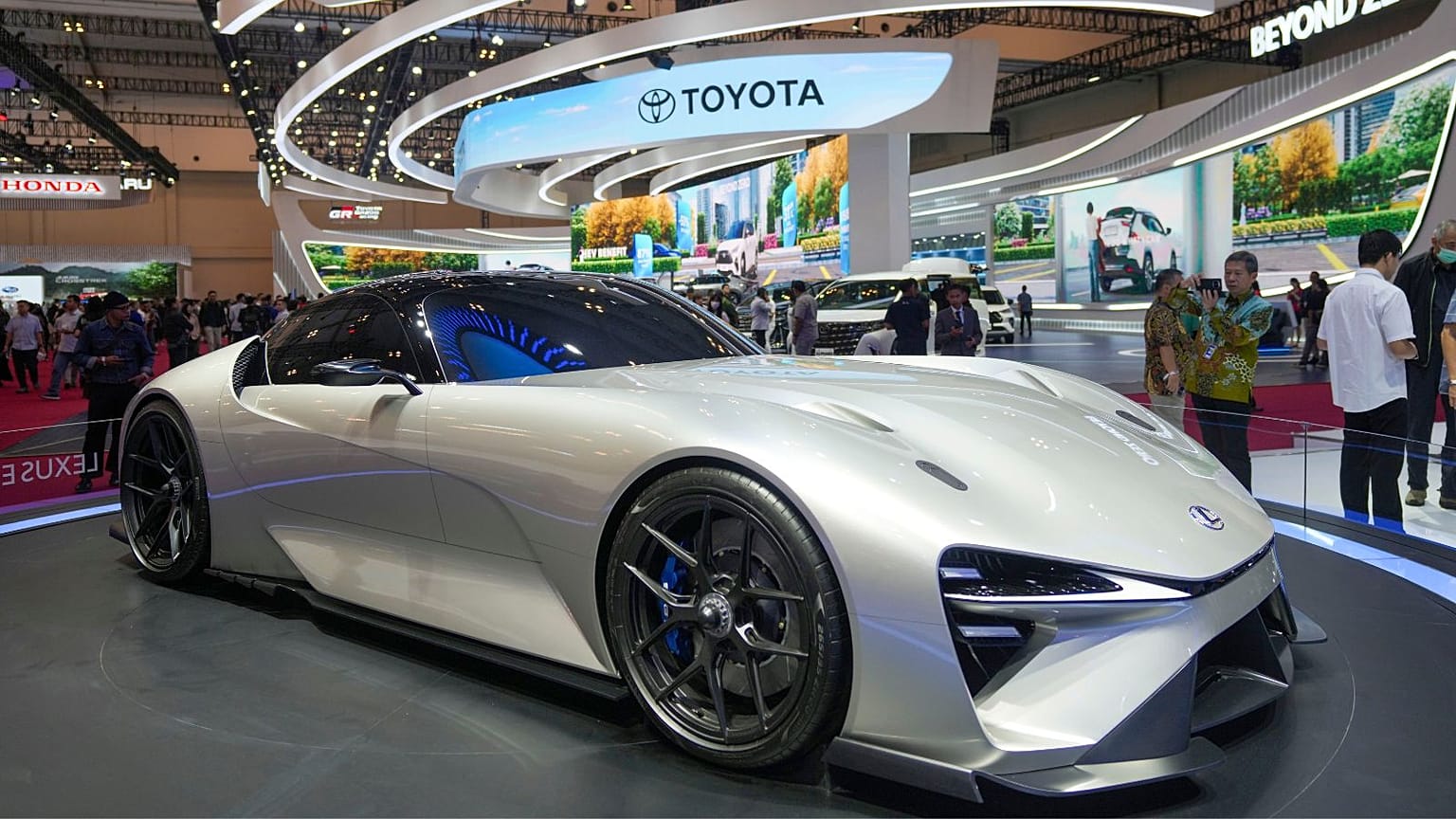 مدل اسپورت عرضه شده توسط لکسوس