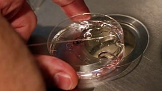 La Polonia accoglie il primo bambino nato dopo la modifica della politica sulla FIV.