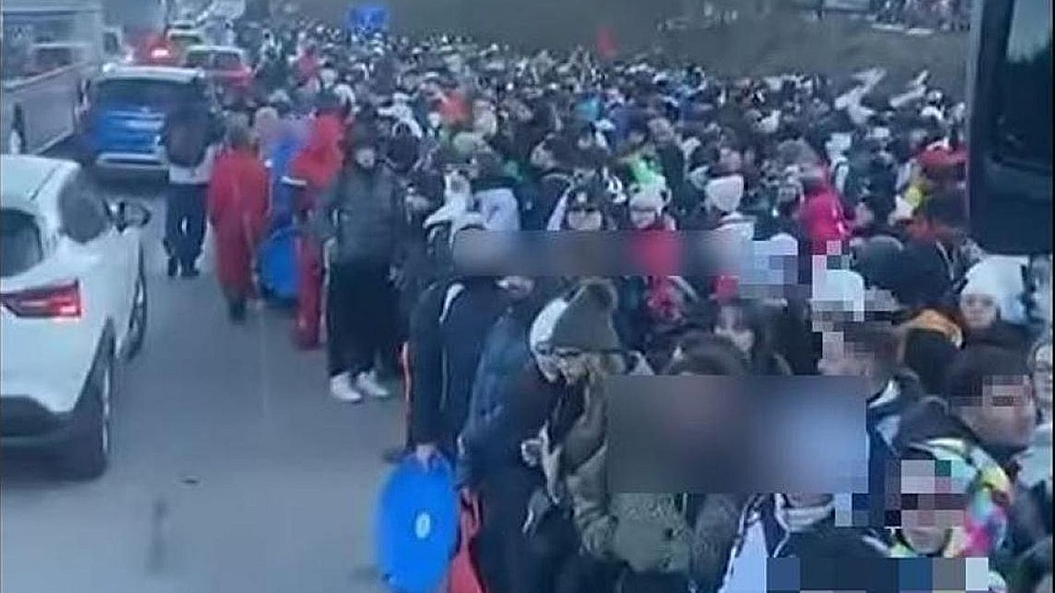 Turistainvázió Roccarasóban
