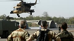 Francia entrega su última base militar en Chad