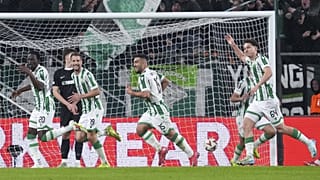 Ferencvárosi játékosok gólöröme a labdarúgó Európa-liga alapszakaszának nyolcadik fordulójában játszott FTC - AZ Alkmaar mérkőzésen a Groupama Arénában 2025. január 30-án. 