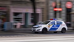 Rendőrautó Budapesten - fotónk illusztráció