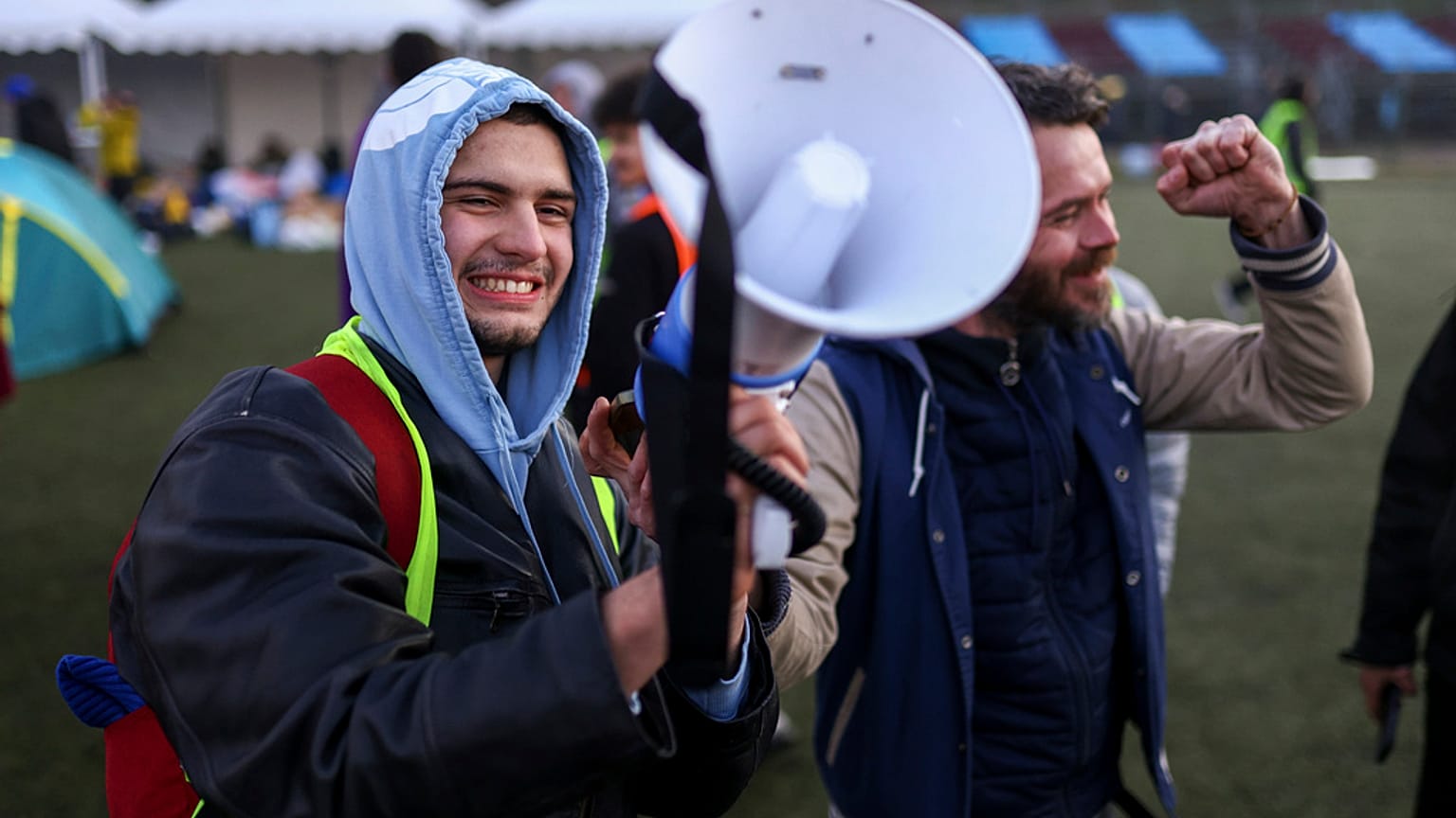 Szerb egyetemisták vonulnak Újvidékre