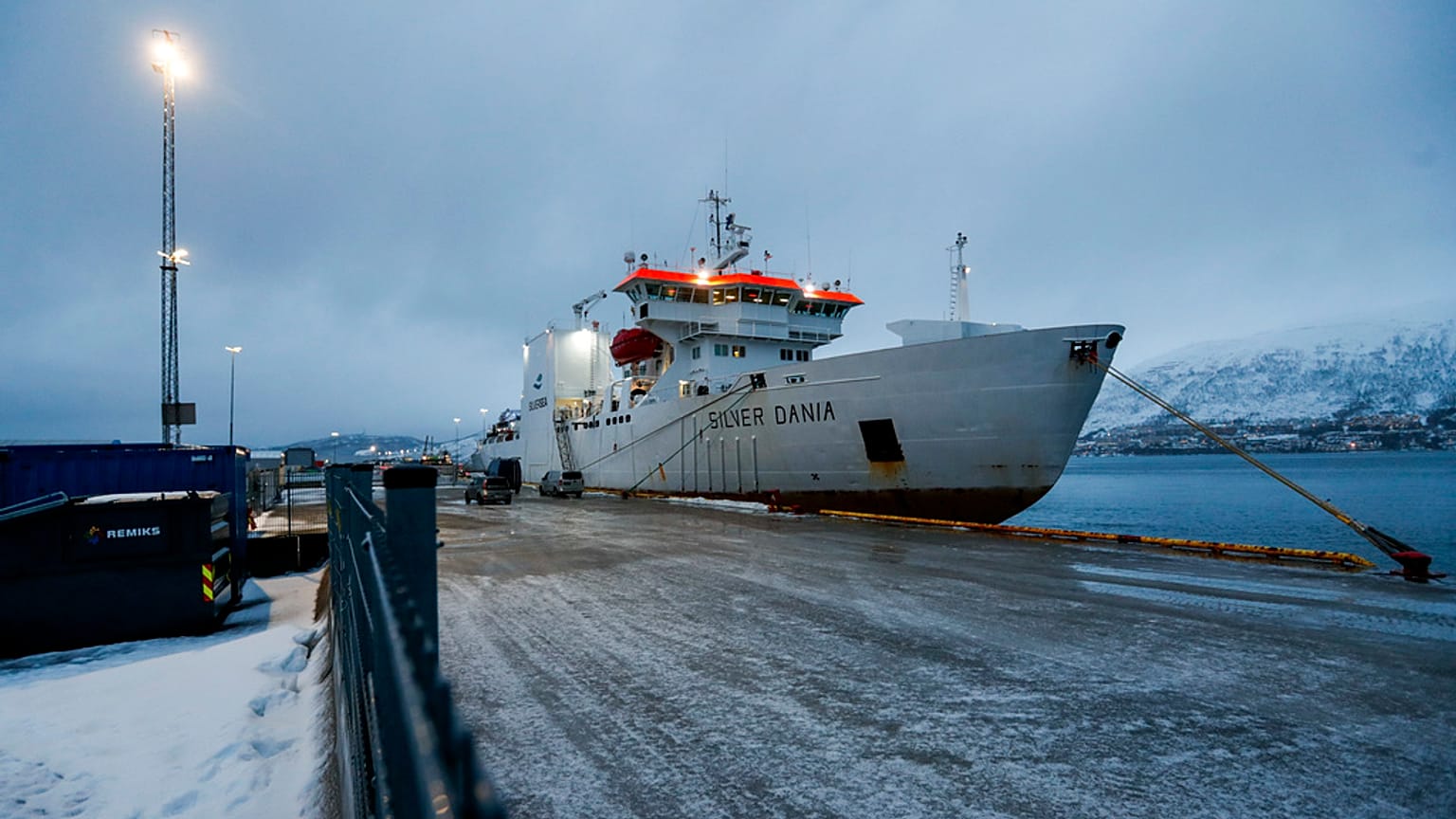 Le navire norvégien Silver Dania au port de Tromsø, Norvège, pour enquête vendredi 31 janvier 2025. 