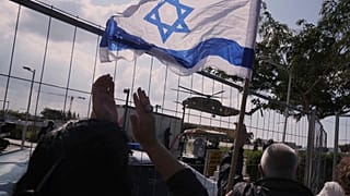 Doron Streibecher beszédében azt mondta, hisz abban, hogy a továbbra is fogságban lévő izraeli túszok is biztonságosan hazatérhetnek