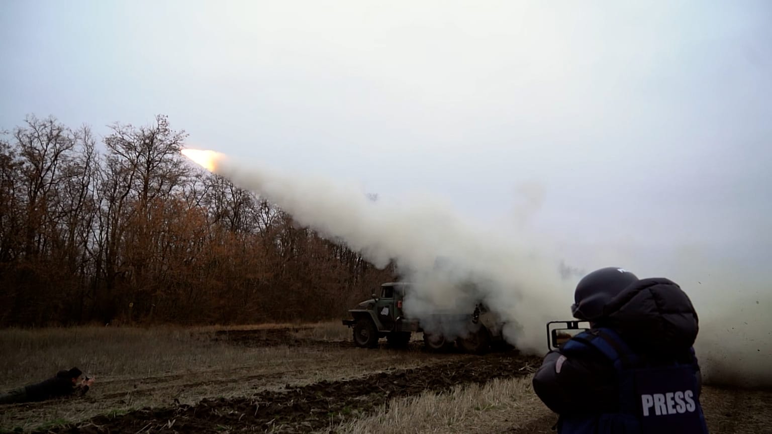VAlerie Gauriat, corresponsal de Euronews International, informa desde el frente de guerra ucraniano, cerca de Pokrovsk, en febrero de 2025.