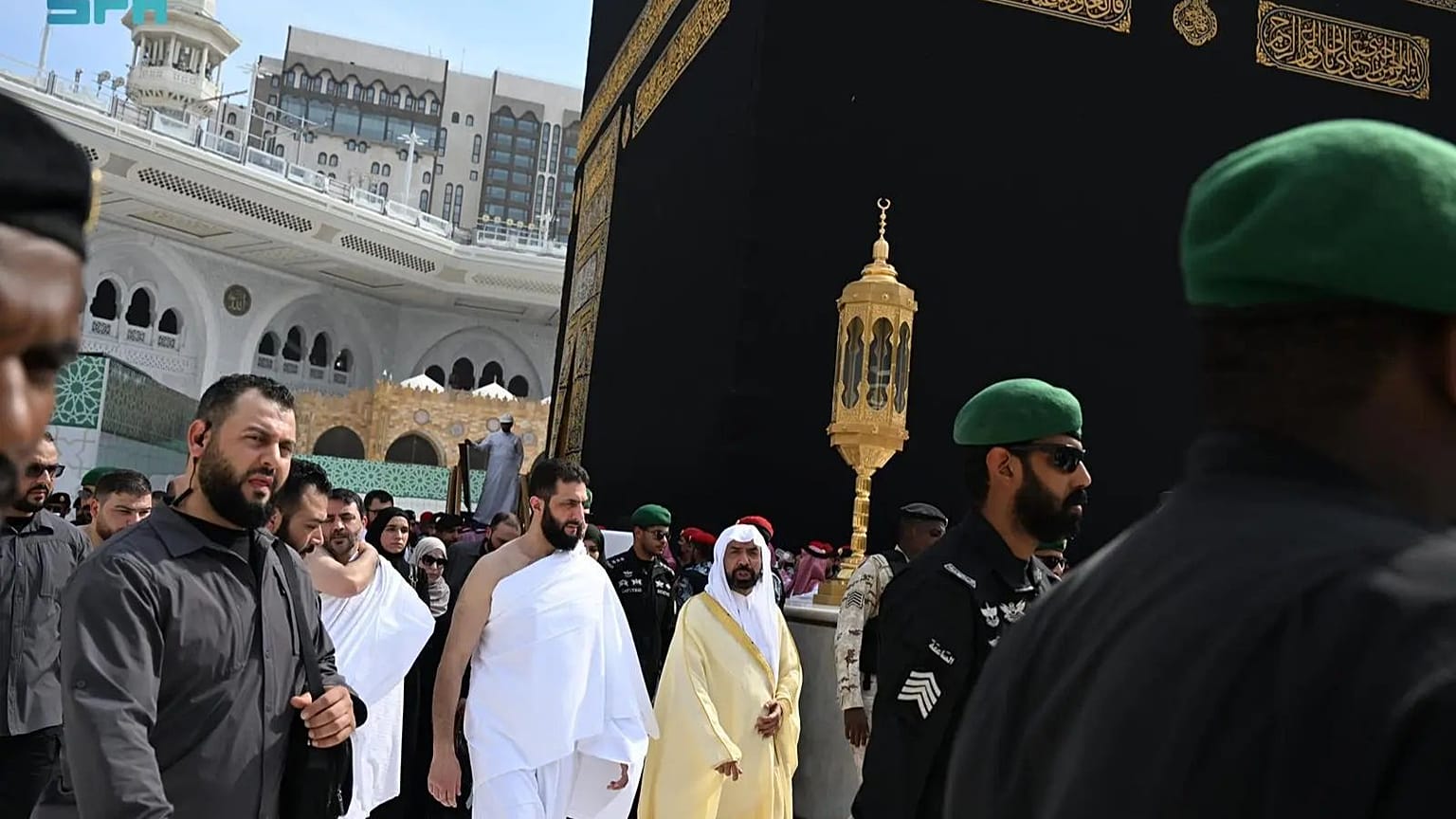  احمد الشرع، رئیس‌جمهور موقت سوریه در مکه