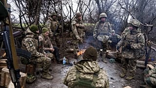 Ukrajna 24. gépesített brigádjának katonái a donyecki térségben