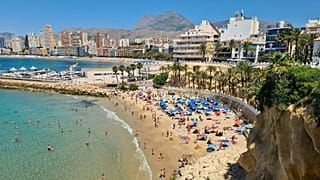 Los turistas podrían enfrentarse a nuevos impuestos y tasas en 2025.
