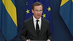 El primer ministro sueco, Ulf Kristersson, habla en una rueda de prensa en Estocolmo tras un tiroteo masivo en Örebro.
