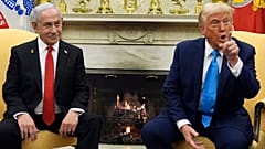 Präsident Donald Trump trifft sich mit Israels Premierminister Benjamin Netanjahu im Oval Office des Weißen Hauses, Dienstag, 4. Februar 2025, in Washington. 