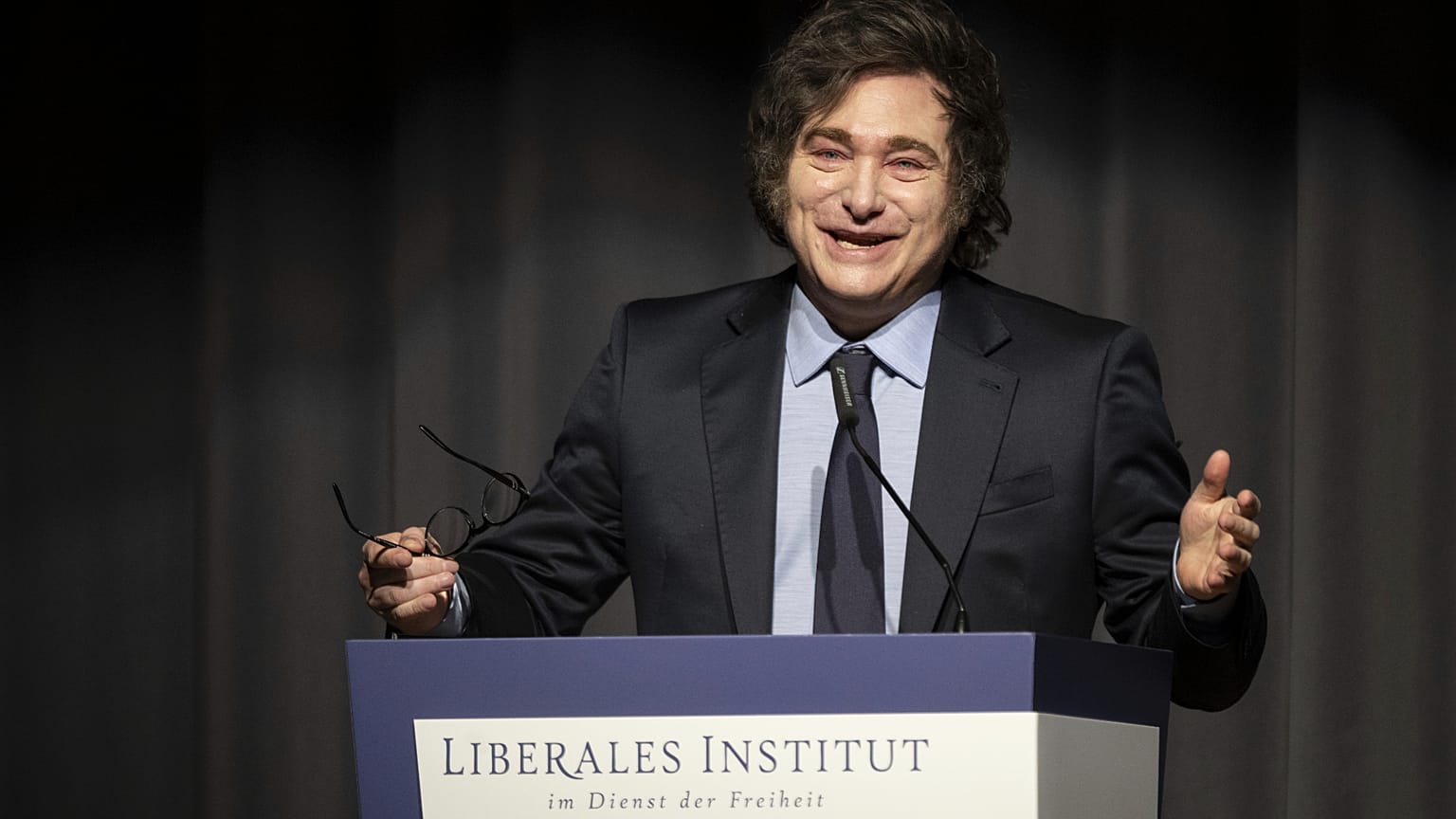 Arjantin Devlet Başkanı Javier Milei Ocak 2025'te İsviçre'de düzenlenen bir etkinlikte konuşuyor.