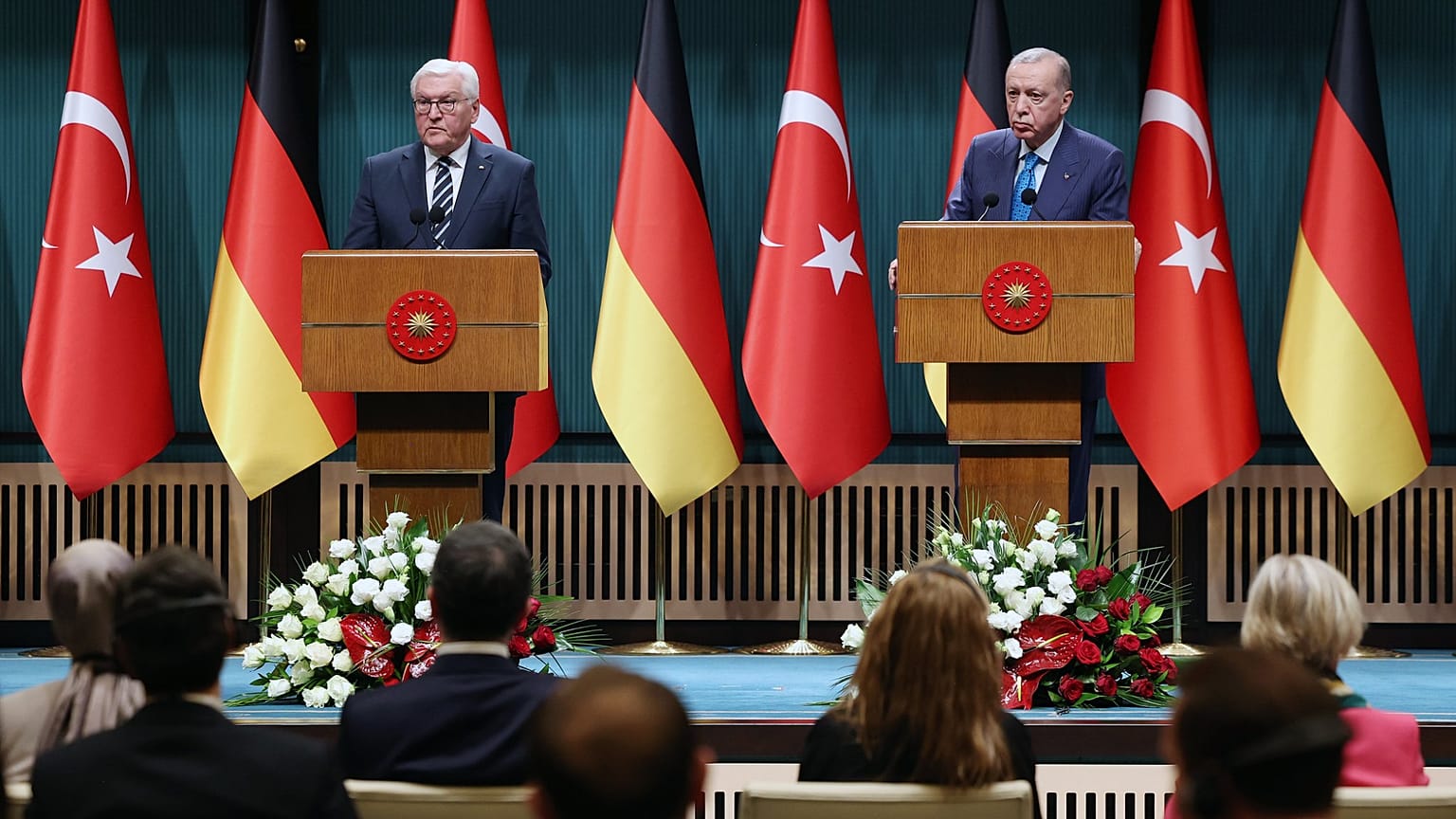 Almanya Cumhurbaşkanı Frank-Walter Steinmeier, Ankara'da Cumhurbaşkanı Recep Tayyip Erdoğan ile birlikte ortak basın toplantısında, 5 Şubat 2025