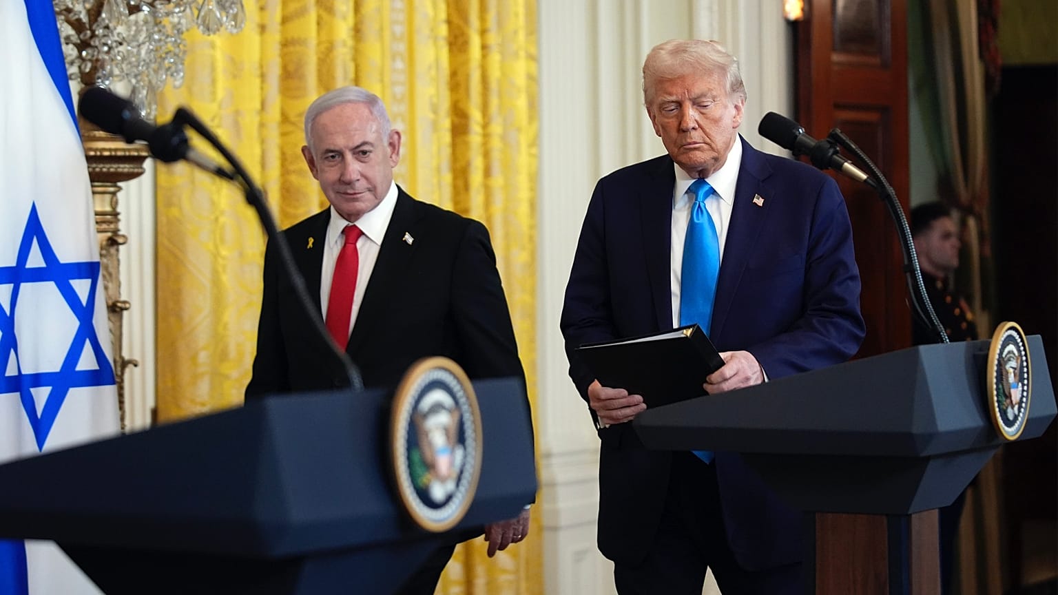 ABD Başkanı Donald Trump ve İsrail Başbakanı Binyamin Netanyahu, 4 Şubat 2025 Salı günü Washington'daki Beyaz Saray'da görüntüleniyor.