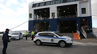 Άφιξη ενισχύσεων στη Σαντορίνη
