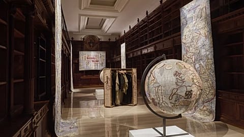 The exhibition “En Route” at the Vatican Apostolic Library features historical artefacts and contemporary artistic interpretations.