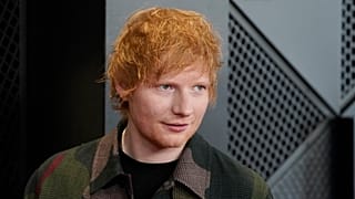 ARCHIVO: Ed Sheeran llega a la 66 edición de los premios Grammy el domingo 4 de febrero de 2024, en Los Ángeles, Estados Unidos.