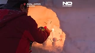 آلااف الشموع تزين الثلوج في شمال اليابان