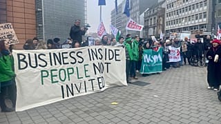 As ONG protestam junto da Comissão Europeia e queixam-se da falta de transparência da legislação