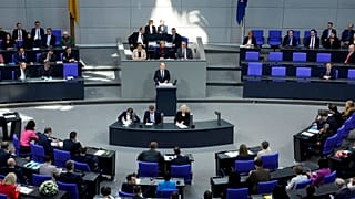 Debatte im Bundestag - Olaf Scholz spricht, 11. Februar 2025