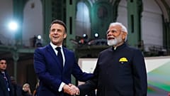 Frankreichs Präsident Emmanuel Macron und Indiens Premierminister Narendra Modi beim Aktionsgipfel für künstliche Intelligenz in Paris, Februar 2025