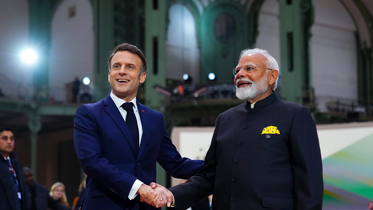 Emmanuel Macron et Narendra Modi ont "co-présidé" le Sommet pour l'action sur l'IA à Paris, le 11 février 2025.