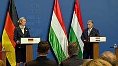 Az AfD társelnökének és a magyar miniszterelnöknek a közös sajtótájékoztatója