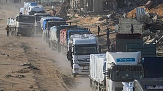 دخول المساعدات إلى غزة عن طريق معبر رفح