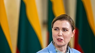 Die litauische Verteidigungsministerin Dovile Sakaliene spricht während einer gemeinsamen Pressekonferenz mit dem deutschen Verteidigungsminister Boris Pistorius in Vilnius, Litauen, Mittwoch, 22. Januar 2025