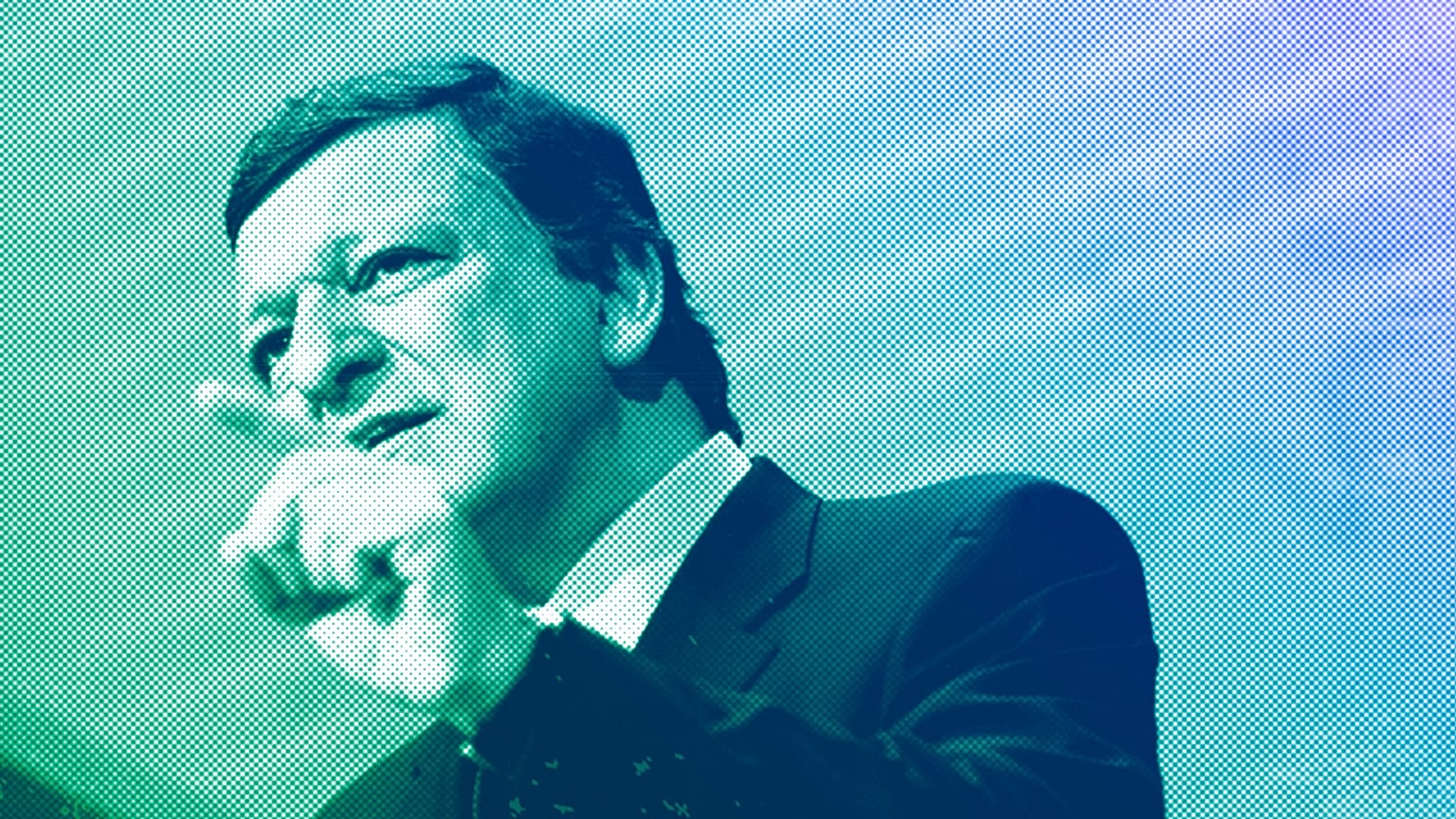 DOSYA: Jose Manuel Barroso, Brüksel'deki AB merkezinde bir basın toplantısı sırasında konuşurken el kol hareketleri yapıyor, Ekim 2008
