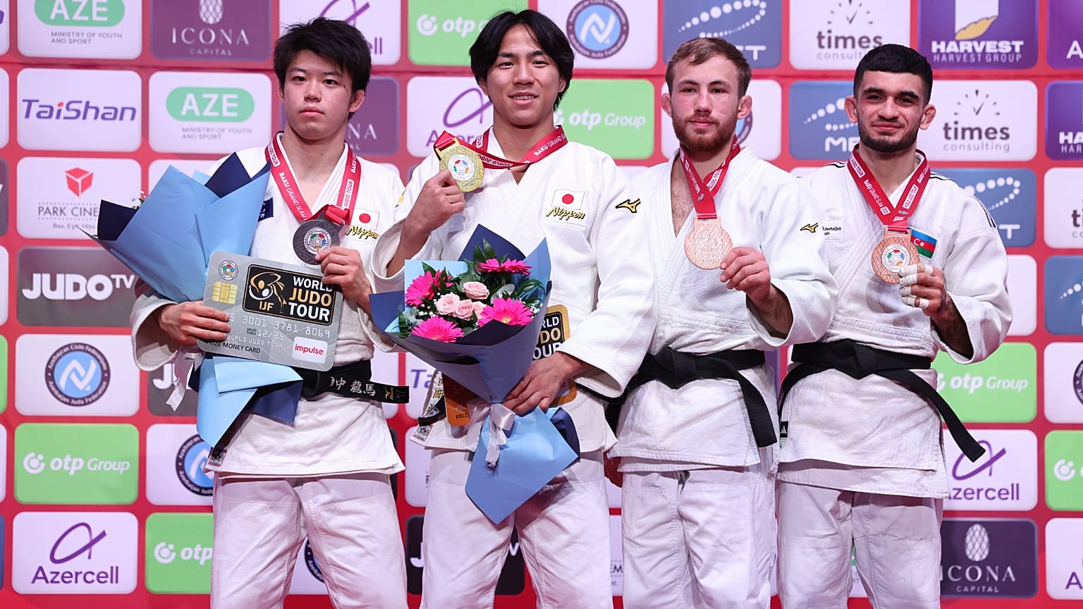 Winners of the -60kg category. Ryuju Nagayama took gold.